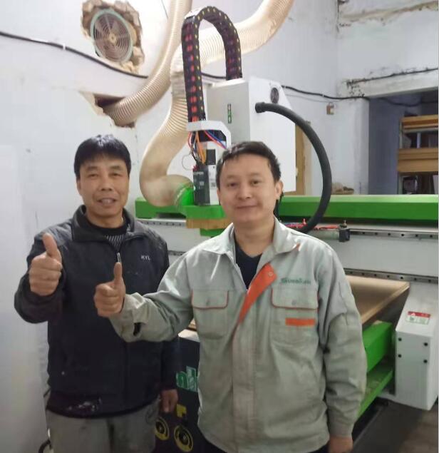 枣庄木门生产设备培训完毕